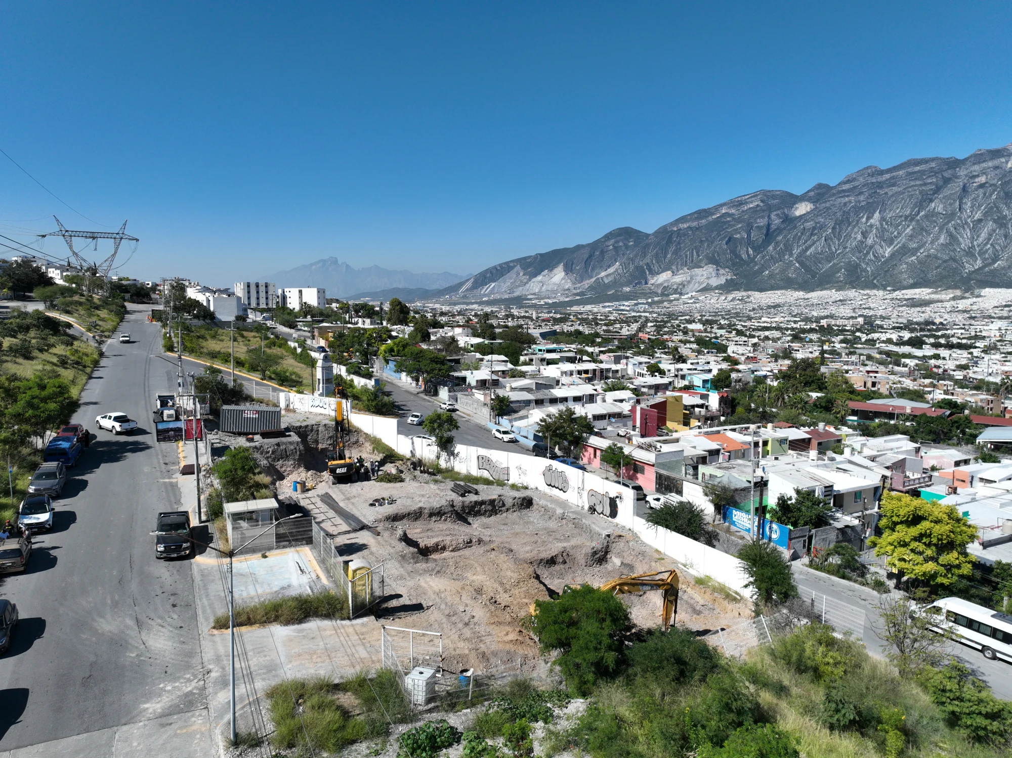 Vista aérea de los trabajos de excavación de Porta Huasteca en 2024